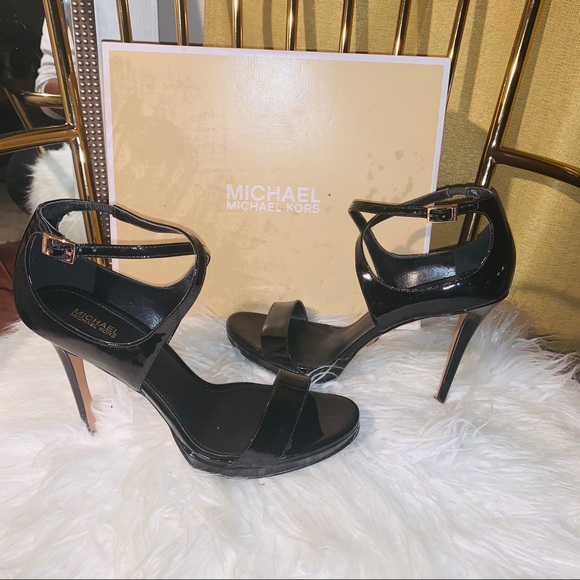 michael kors hutton leather sandal